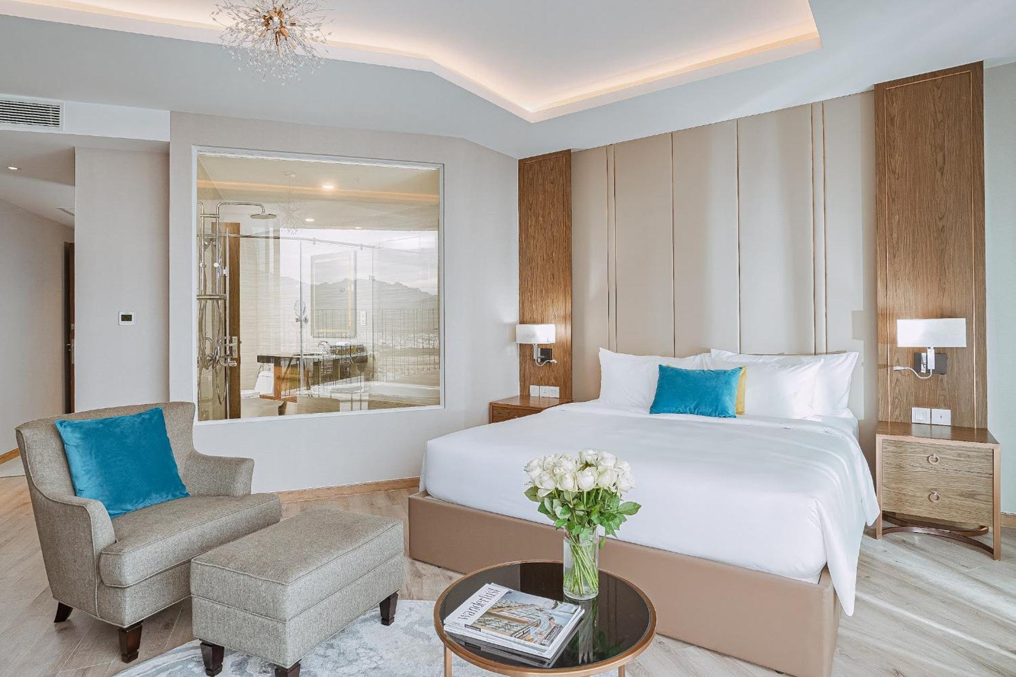 Coastal Panorama Oceanfront Suites 芽庄 外观 照片